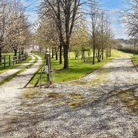 Сasa de vacaciones Maison De Charme à Avec Barbecue Et Parking