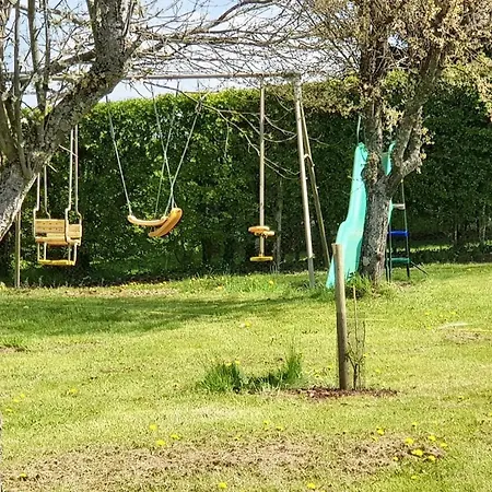 Maison De Charme à Avec Barbecue Et Parking Gacé