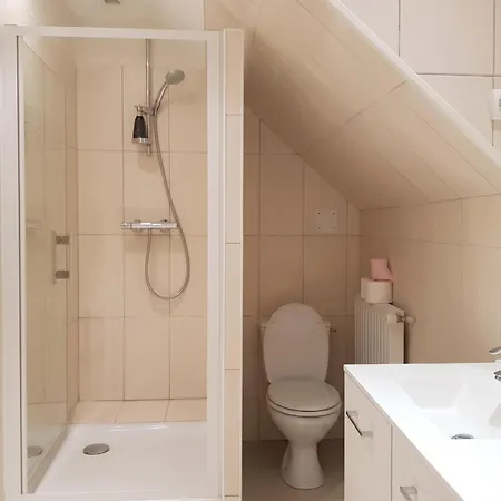 Maison De Charme à Avec Barbecue Et Parking Сasa de vacaciones Gacé