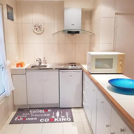Сasa de vacaciones Maison De Charme à Avec Barbecue Et Parking